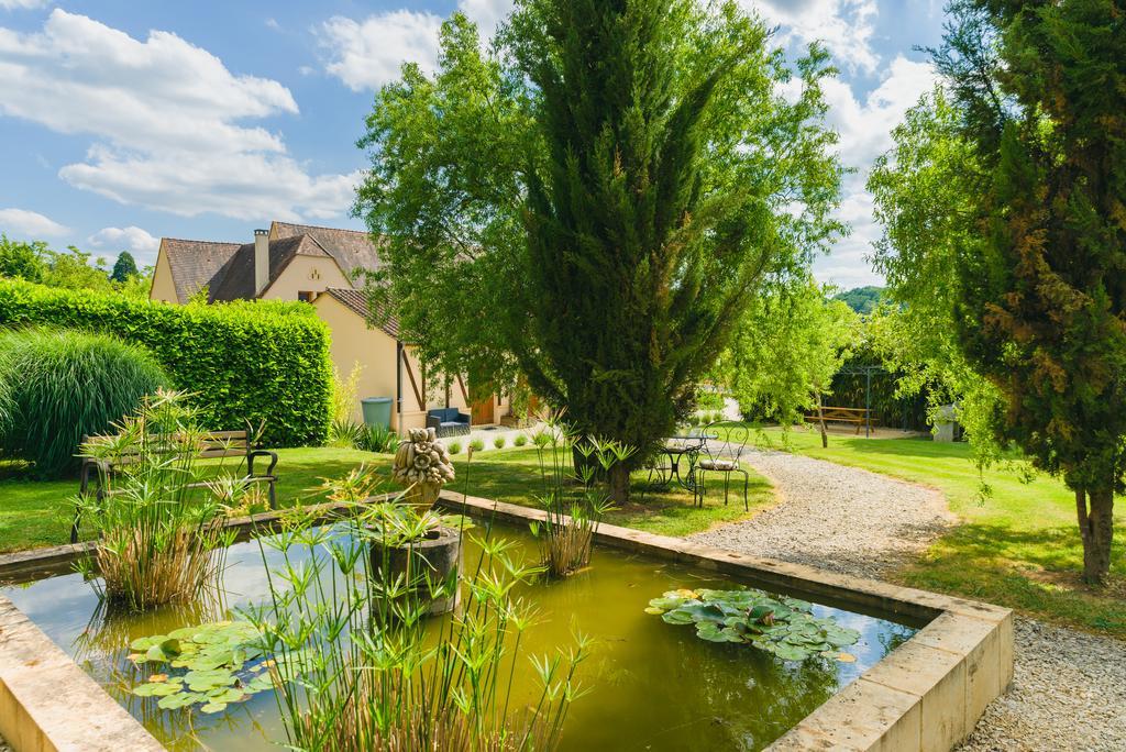 La Barde Montfort, Votre Maison D'Hotes A 4 Kms De Sarlat Dordogne Bed & Breakfast Vitrac  Exterior foto